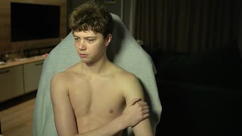 Snapshot of _sopranos_ chatting on 02.14.26 OLIVERpvt is open online show from 02.14.26