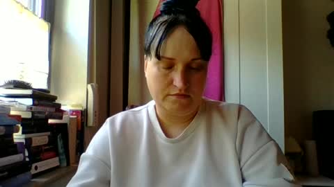 Snapshot of _squirty_pussyyy_ chatting on 06.18.26 Melisa online show from 06.18.26