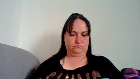 Snapshot of _squirty_pussyyy_ chatting on 07.22.26 Melisa online show from 07.22.26