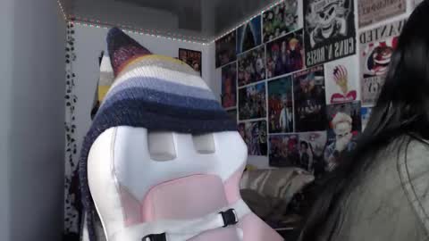 Snapshot of _succubowie_ chatting on 10.07.25 Succubowie  online show from 10.07.25