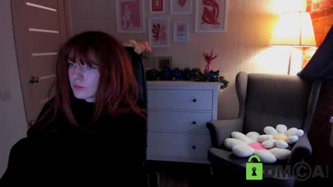 Snapshot of _suunbeam_ chatting on 01.06.25 Sun online show from 01.06.25