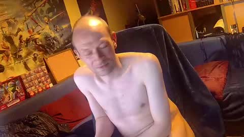 Snapshot of _svenerd_____ chatting on 04.25.26 _svenerd_____ online show from 04.25.26