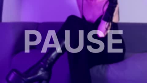 Snapshot of _swaa chatting on 02.02.25 Ann online show from 02.02.25