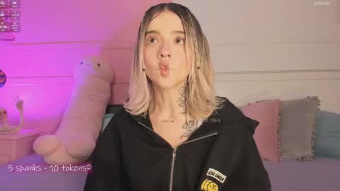 _tammarra_ online show from 10.11.25