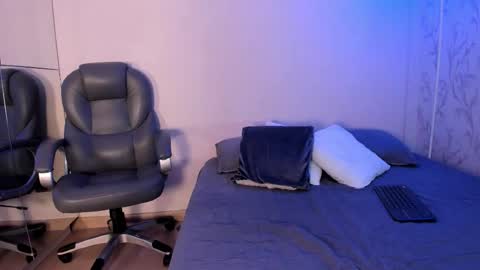 Snapshot of _taylorblack chatting on 02.16.26 _taylorblack online show from 02.16.26