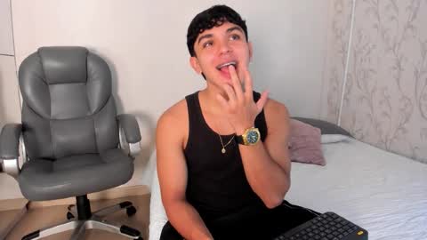 Snapshot of _taylorblack chatting on 02.24.26 _taylorblack online show from 02.24.26