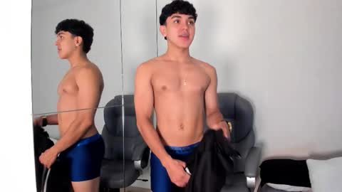 Snapshot of _taylorblack chatting on 03.10.26 _taylorblack online show from 03.10.26