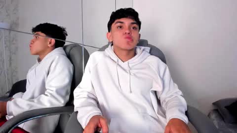 Snapshot of _taylorblack chatting on 03.15.26 _taylorblack online show from 03.15.26