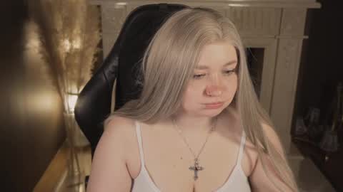 Snapshot of _that_witch_ chatting on 05.24.26 MIRA online show from 05.24.26