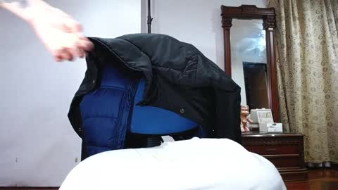 Snapshot of _the_dark_side_of_the_moon_ chatting on 12.13.24 _the_dark_side_of_the_moon_ online show from 12.13.24