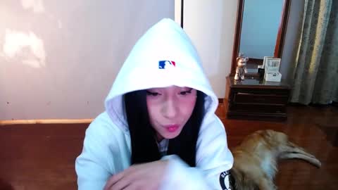 Snapshot of _the_dark_side_of_the_moon_ chatting on 02.19.25 _the_dark_side_of_the_moon_ online show from 02.19.25