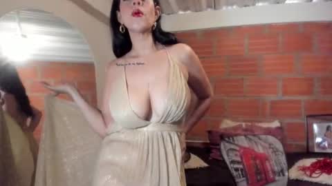 Tiffany Jacome online show from 11.22.25