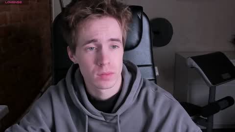 Snapshot of _tokyo_ghoul chatting on 12.07.24 _tokyo_ghoul online show from 12.07.24