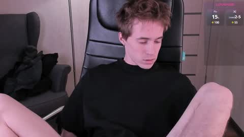 Snapshot of _tokyo_ghoul chatting on 12.13.24 _tokyo_ghoul online show from 12.13.24