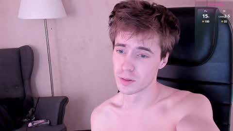 Snapshot of _tokyo_ghoul chatting on 01.25.25 _tokyo_ghoul online show from 01.25.25