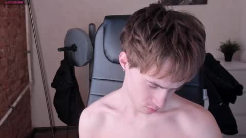 Snapshot of _tokyo_ghoul chatting on 01.30.25 _tokyo_ghoul online show from 01.30.25