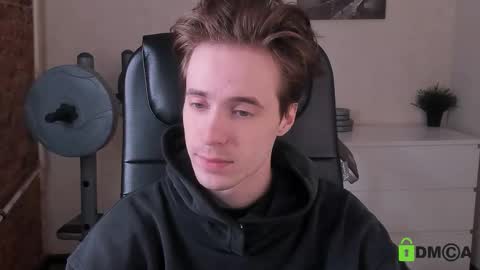 Snapshot of _tokyo_ghoul chatting on 11.02.25 _tokyo_ghoul online show from 11.02.25