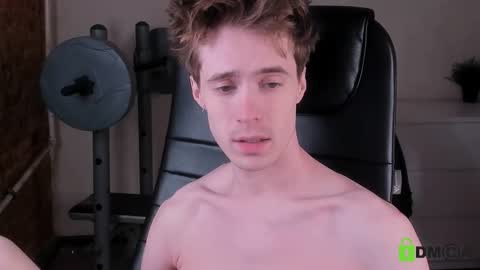 Snapshot of _tokyo_ghoul chatting on 12.14.25 _tokyo_ghoul online show from 12.14.25