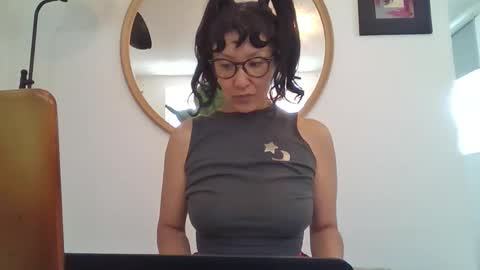 _tutti_frutti_ online show from 04.26.26
