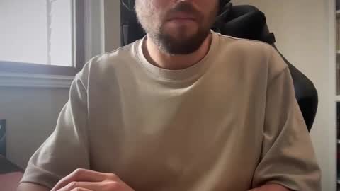 Snapshot of _ur_happy_meal chatting on 02.21.25 DJ online show from 02.21.25