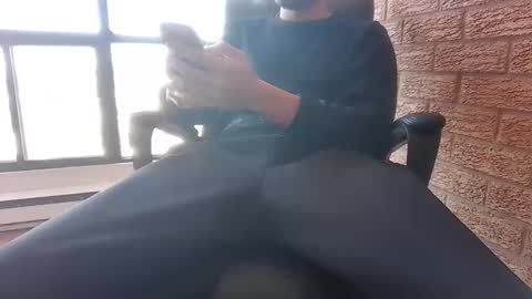 Snapshot of _urdaddy chatting on 12.14.25 Master Sir Daddy Ash online show from 12.14.25