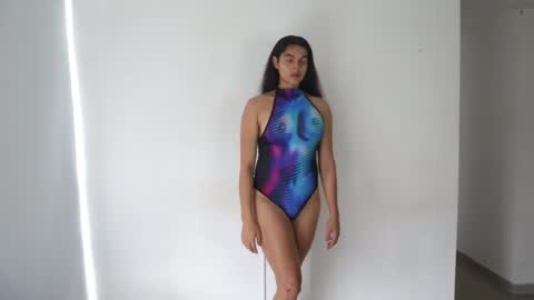 Anastasia Vahos online show from 02.06.25