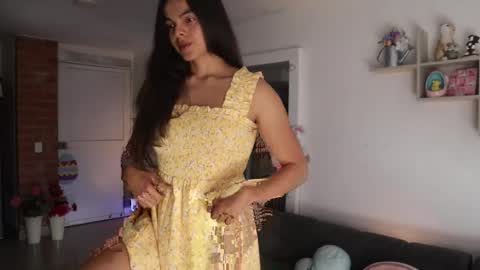Anastasia Vahos online show from 04.27.26