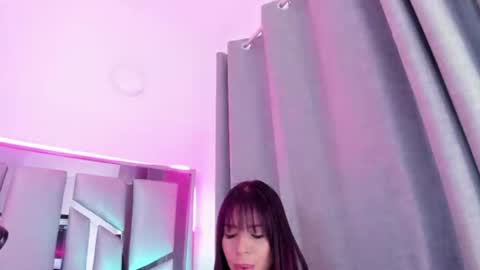 Snapshot of _valeria_saenz_ chatting on 07.27.26 _valeria_saenz_ online show from 07.27.26