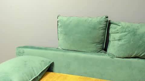 Snapshot of _vallylove chatting on 03.24.26 _vallylove online show from 03.24.26