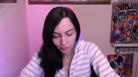Snapshot of _violax_ chatting on 06.17.26 Vio online show from 06.17.26