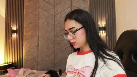   online show from 05.11.26