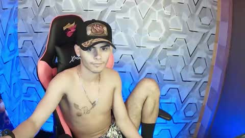  white fox  online show from 11.14.25