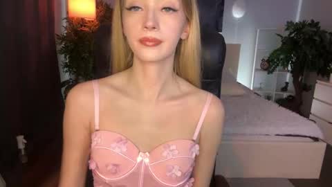 Snapshot of _wide_eyed_ chatting on 01.17.26 _wide_eyed_ online show from 01.17.26