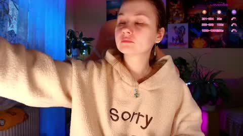 Snapshot of _witch__ chatting on 02.04.26 Enni online show from 02.04.26