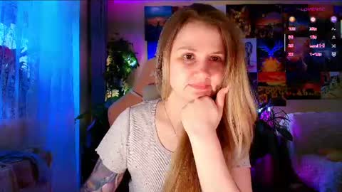 Snapshot of _witch__ chatting on 07.17.26 Enni online show from 07.17.26