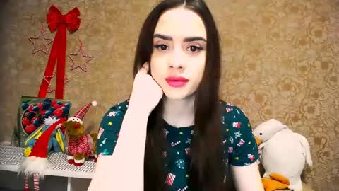 Snapshot of _your_fantasy_girl chatting on 01.05.25 Alisa online show from 01.05.25