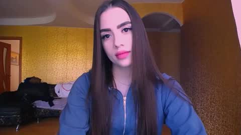 Snapshot of _your_fantasy_girl chatting on 09.27.25 Alisa online show from 09.27.25