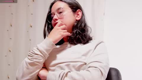 Macca and Ana online show from 10.31.25