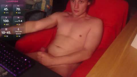 Snapshot of _yourcuteboy_ chatting on 12.05.25 _yourcuteboy_ online show from 12.05.25