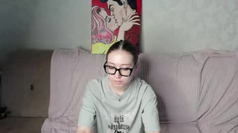 Snapshot of _yourhotangel_ chatting on 06.24.26 Eva online show from 06.24.26