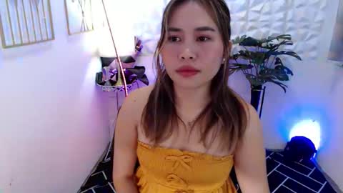_zinnia143 online show from 09.18.25