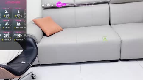 Snapshot of _zizi_ chatting on 12.24.24 _zizi_ online show from 12.24.24