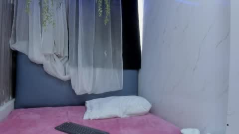 _zoecooper online show from 03.17.26