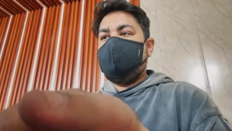 Sleepy owl online show from 11.12.25