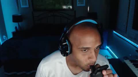 a4orce online show from 04.14.26