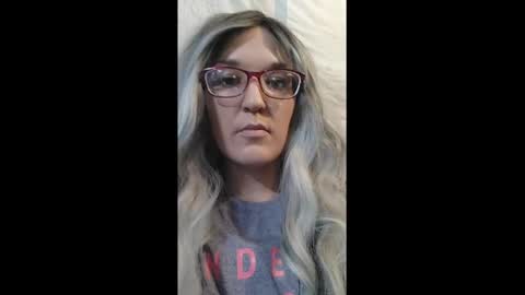 Snapshot of a6909 chatting on 02.10.25 Bree Anna online show from 02.10.25