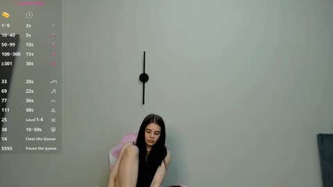 Anny online show from 04.09.26