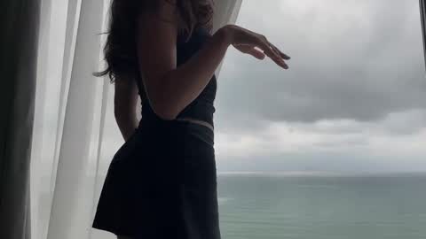 Mila and Jess online show from 03.06.26