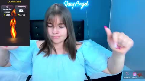 Snapshot of aabby_lee chatting on 12.23.24 Abby Lee online show from 12.23.24