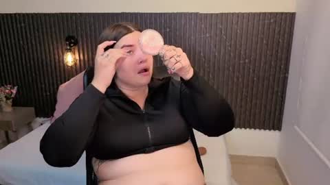 Abby Lee  online show from 06.18.26